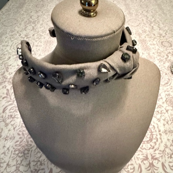 Lele Sadoughi Crystal Headband - Picture 4 of 6